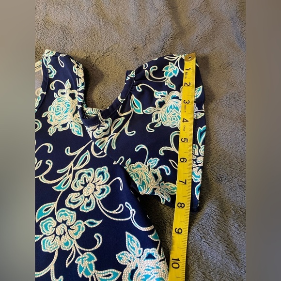 Sami & Jo cold shoulder knit, top navy teal floral 94% poly 6% spandex s… - Picture 6 of 10